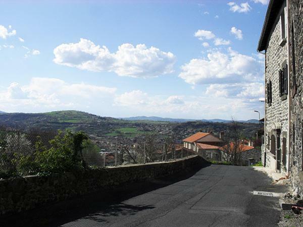 Gite Du Lavoir Le Puy-en-Velay Zewnętrze zdjęcie
